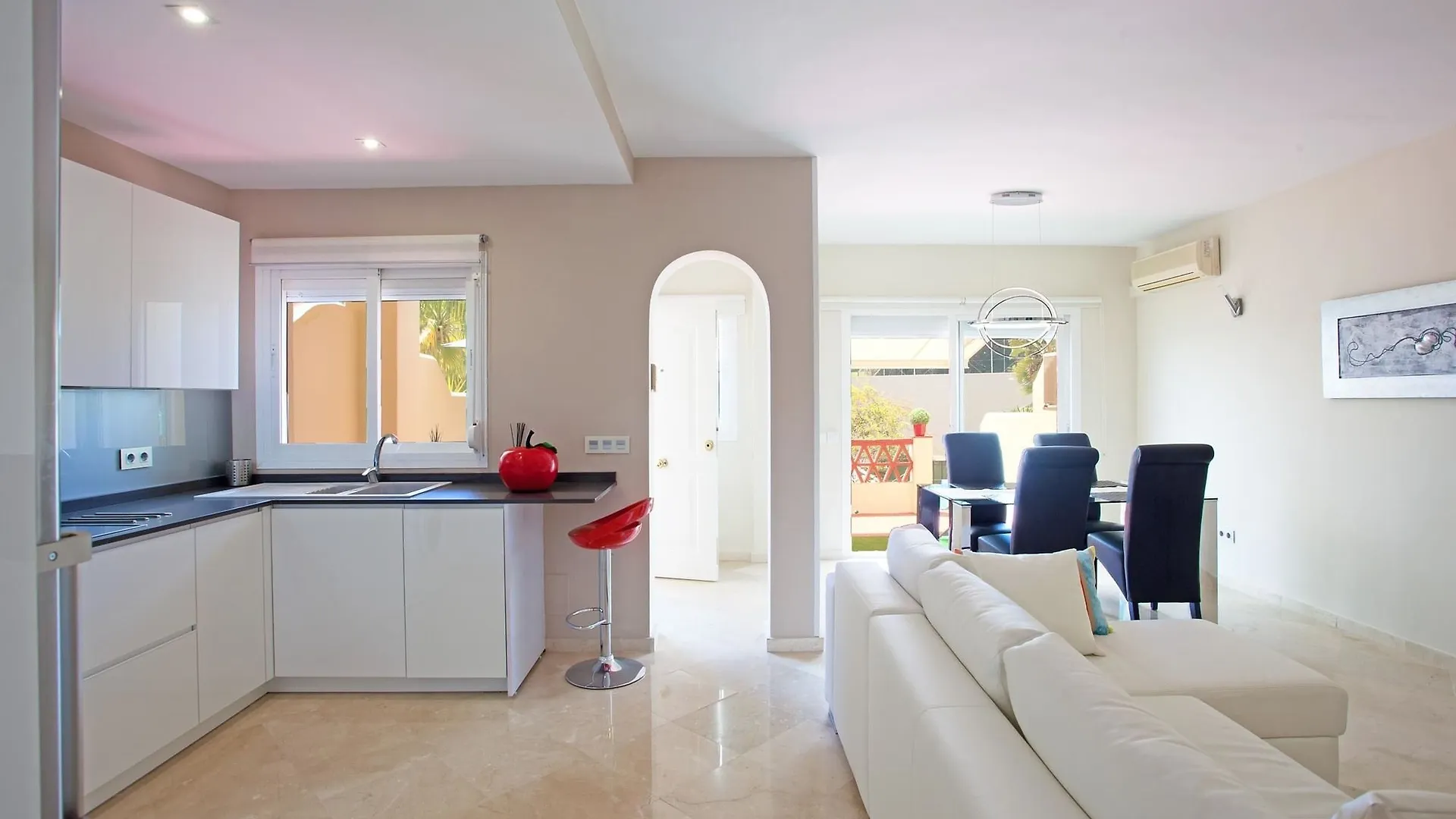 Apartment Pinos De Aloha Marbella Spanje